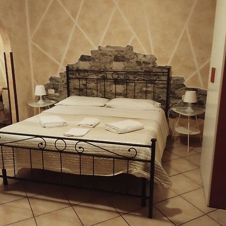 B&B Ar Colle 2 Valmontone Exterior photo